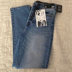 Kendall & Kylie the icon high rise straight